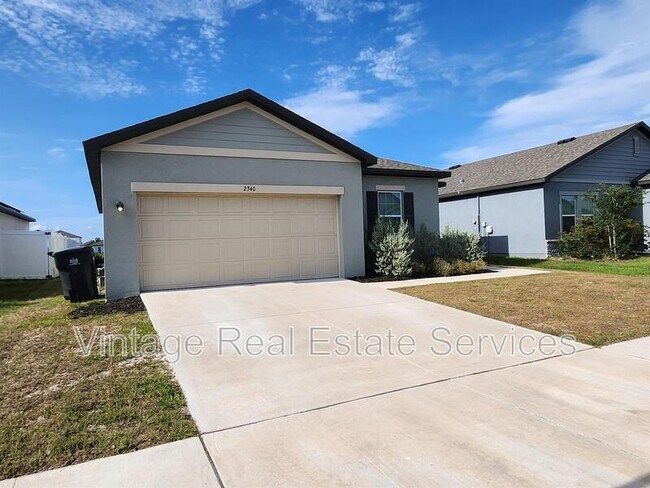 Building Photo - 2340 Harris Hawk Ave