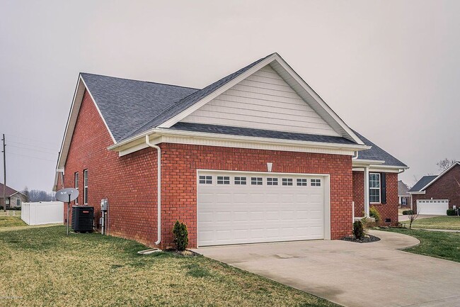Foto del edificio - Beautiful 3-Bed Home In Mount Washington