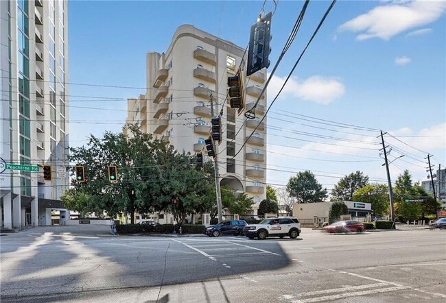 Building Photo - 2161 Peachtree Rd