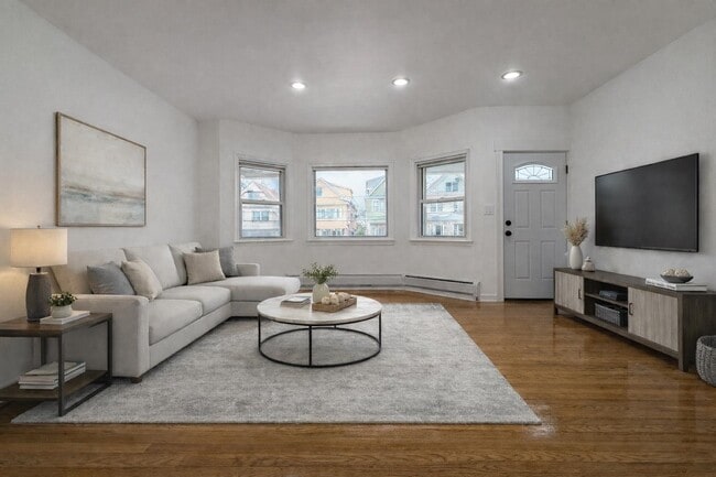 Foto del edificio - 136 W 31st St