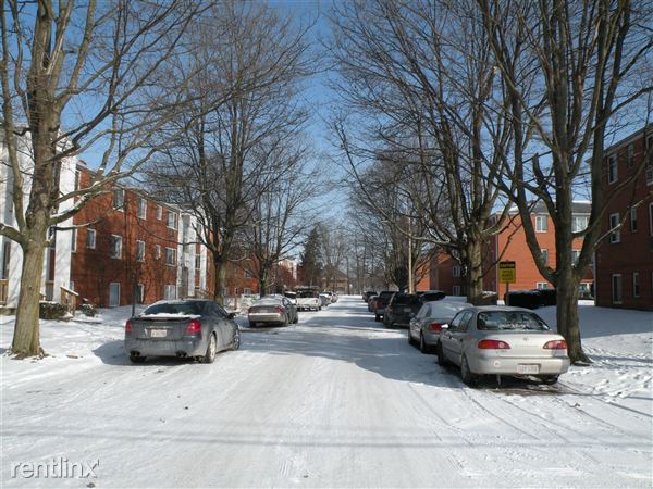 Foto del edificio - 961 Grafton Rd