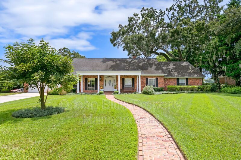 Primary Photo - 10104 White Trout Ln