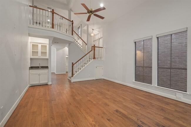 Foto del edificio - 12859 Kingsbridge Ln
