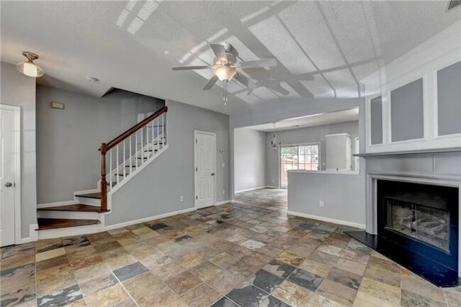 Building Photo - 4645 Valais Ct