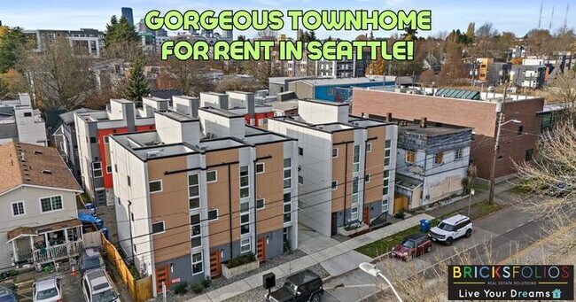 Building Photo - Welcome to your slice of paradise in Seattle!