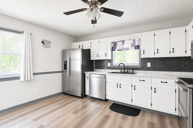 Foto del edificio - 2052 Brook Valley Ct