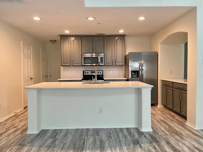 Foto del edificio - 1165 Sophia St