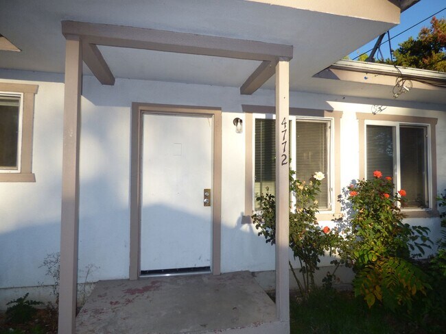 Foto del edificio - 4772/4776/4782 Sunnyview Rd NE Salem, OR 97305