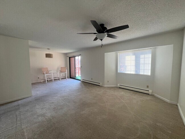 Foto del edificio - 2 Bedroom Condo in 55+ Community
