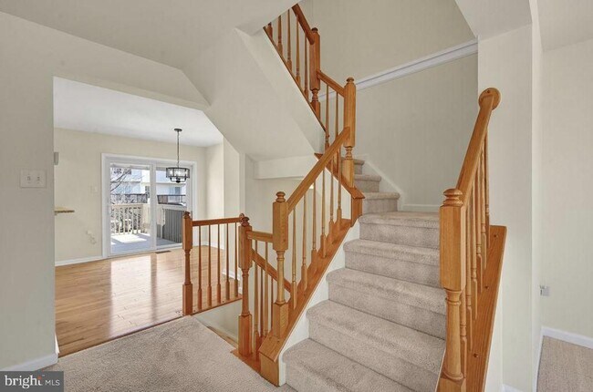 Building Photo - 7 Wisteria Dr
