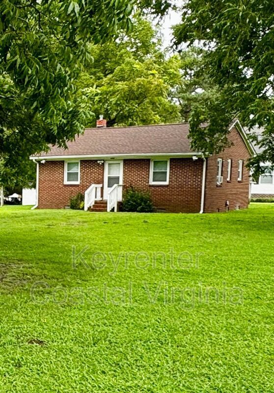 Building Photo - 14089 Alvin's Dr