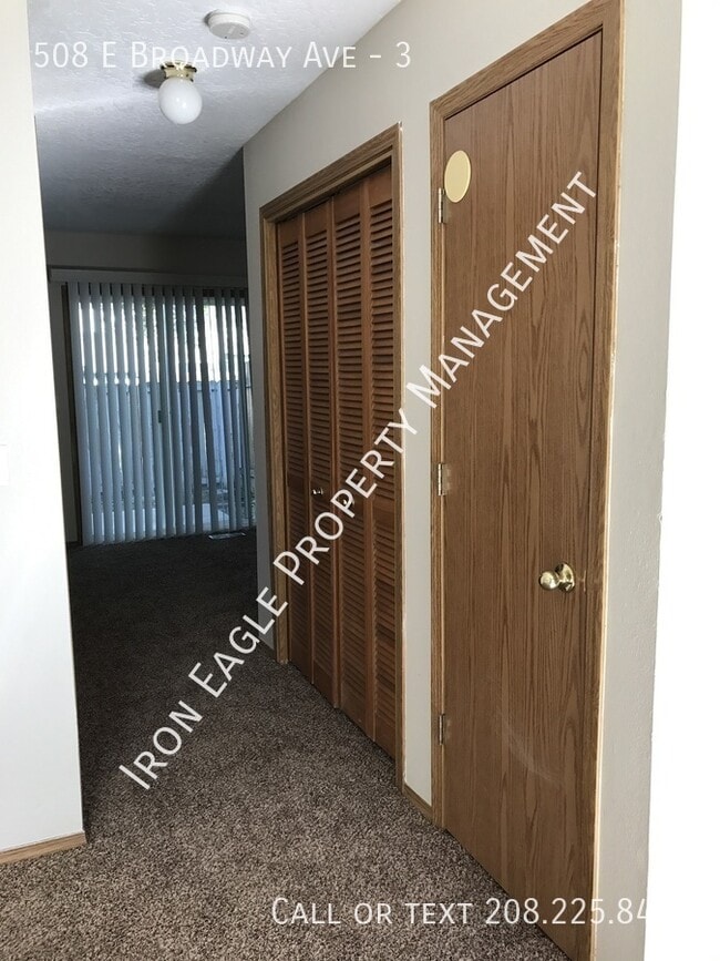 Foto del edificio - 508 E Broadway Ave
