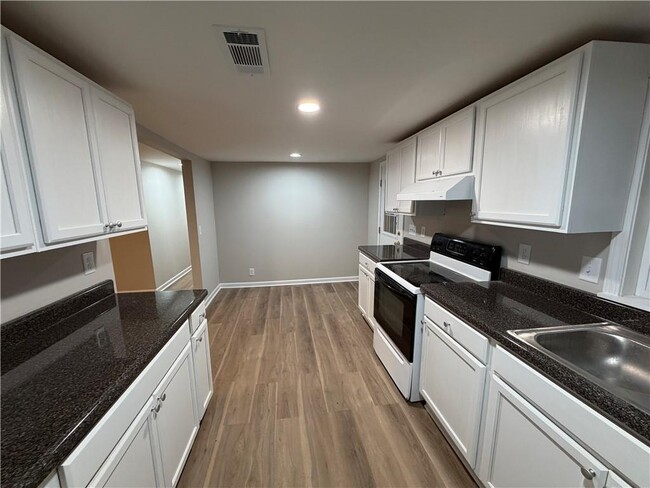 Foto del edificio - 4699 Hwy 81