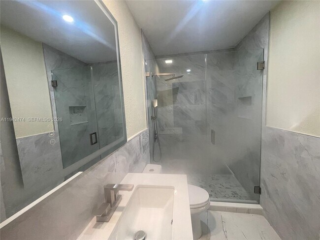 Foto del edificio - 9124 SW 180th St