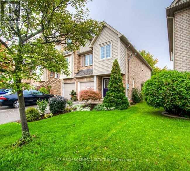 Building Photo - 2096 Glenhampton Rd