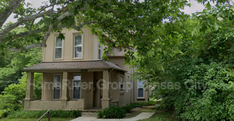 Primary Photo - 1914 E Missouri Ave