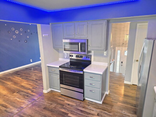 Foto del edificio - 320 34th St