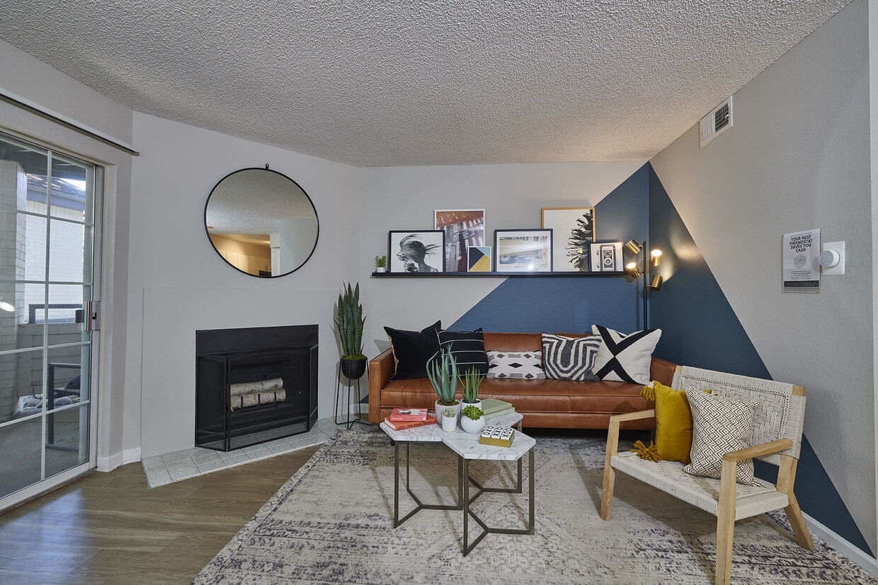 Foto principal - Village Creek Apartments