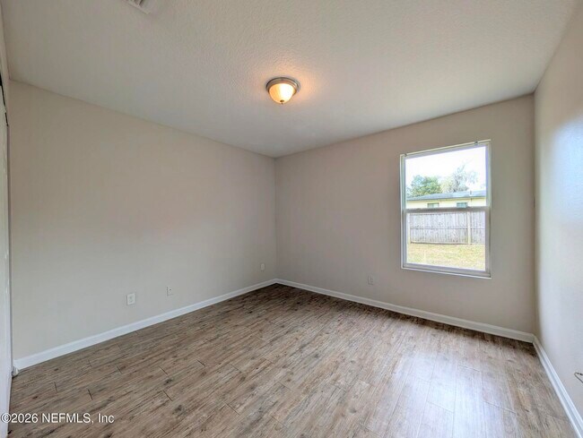 Foto del edificio - 1110 Eastdale St