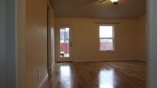 Foto del edificio - 14150 Shenandoah St