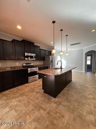 Foto del edificio - 121 Stone Gate