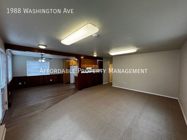 Foto del edificio - 1988 Washington Ave