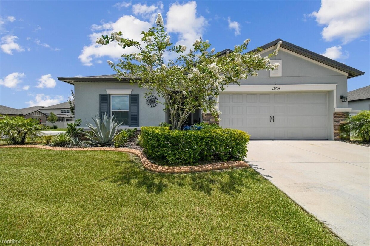 Foto principal - 3 br, 2 bath House - 12254 R Gothic Road