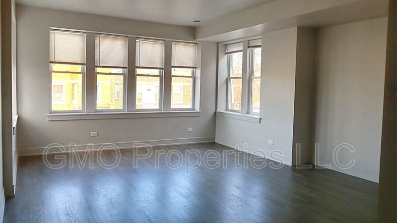 Primary Photo - 211 N Kilbourn Ave