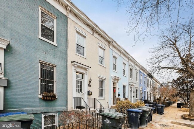 Building Photo - 1610 4th St NW