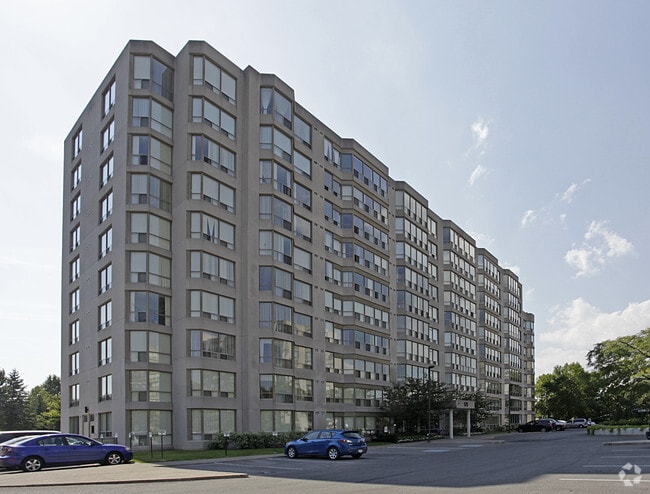 Primary Photo - 175 Cedar Ave