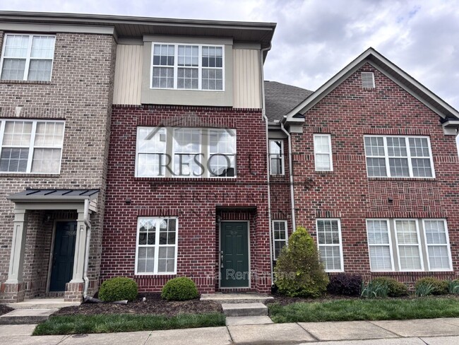 Building Photo - 9804 Grettle Ct