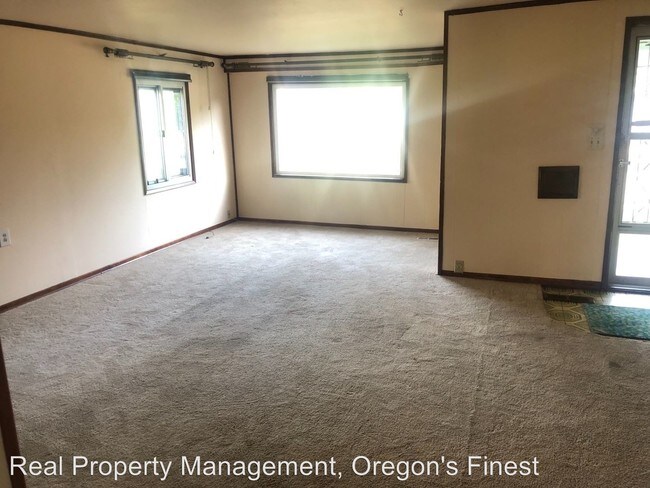 Foto del edificio - 2 br, 1 bath House - 1717 SE Bidwell Street