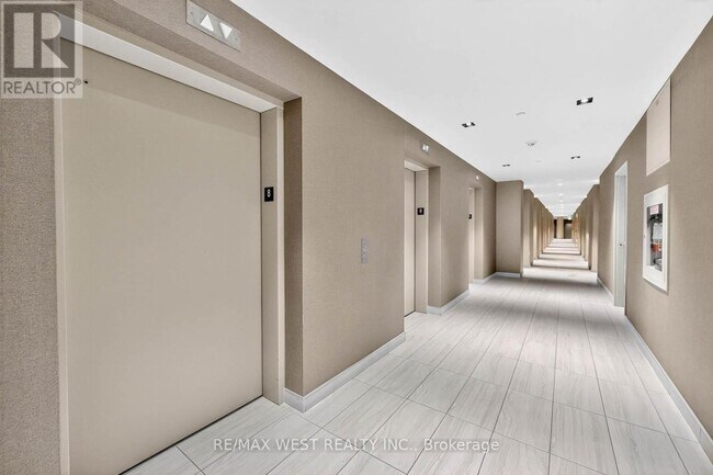 Photo du bâtiment - 38 Honeycrisp Cres