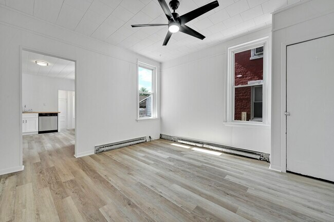 Building Photo - 170 South Franklin Street