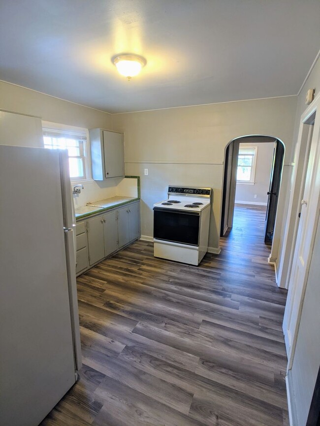 Building Photo - Jenny Lane Duplex