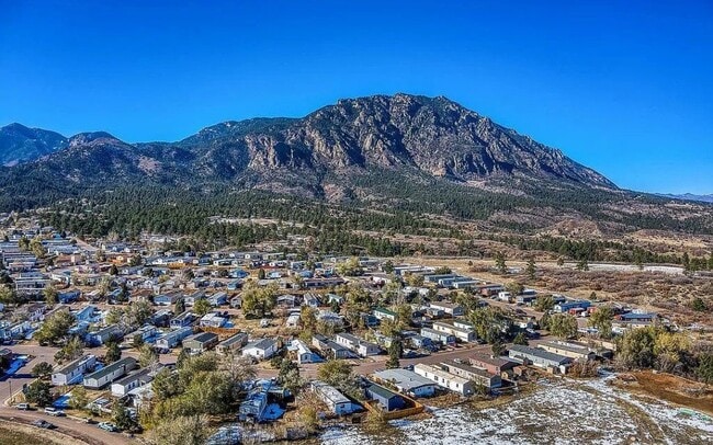 Building Photo - 8160 Piute Rd