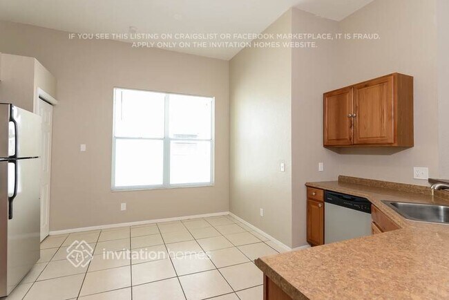 Building Photo - 1314 Vinetree Dr