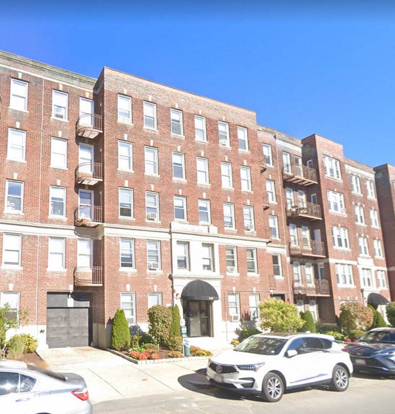 Foto del edificio - 131 Washington St