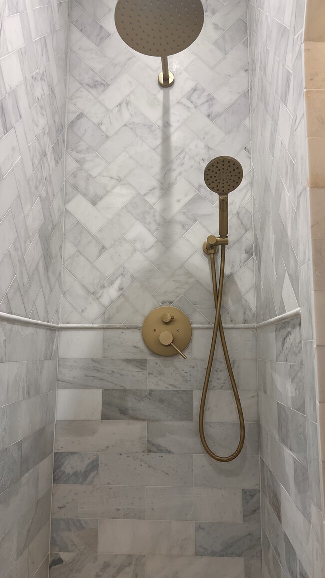 Foto del edificio - 6904 S Fitzgerald St