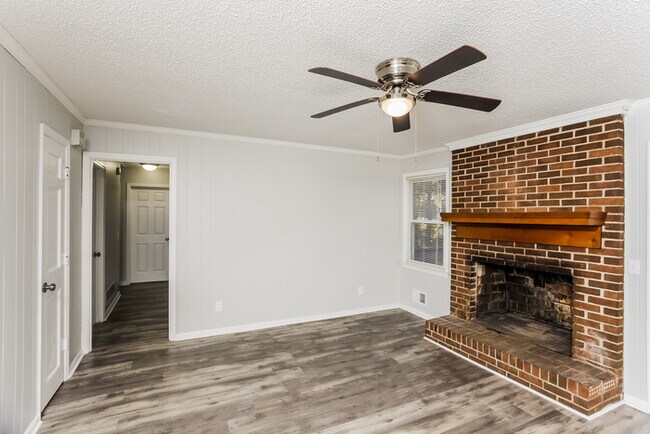 Building Photo - 140 Little Hampton Dr