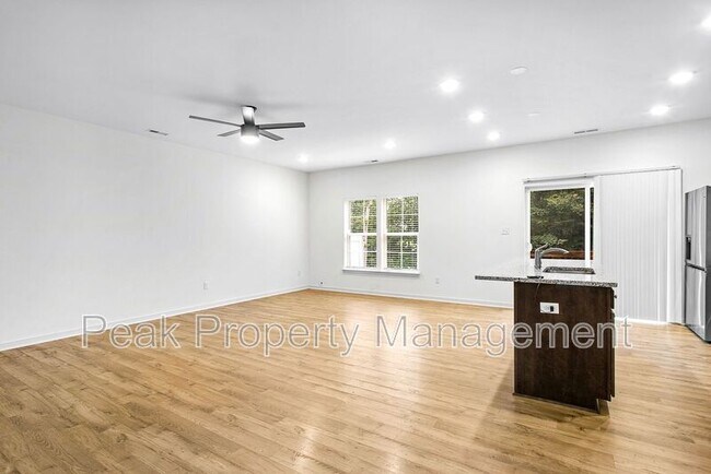 Foto del edificio - 6500 Bolles Landing Ct