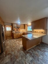 Building Photo - 91404 N Coburg Rd