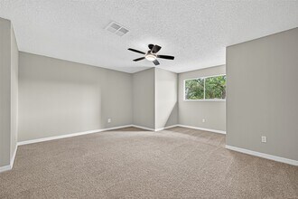 Building Photo - 12623 S Dairy Ashford Rd