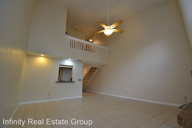 Foto del edificio - 2 br, 2 bath House - 502 Club Dr