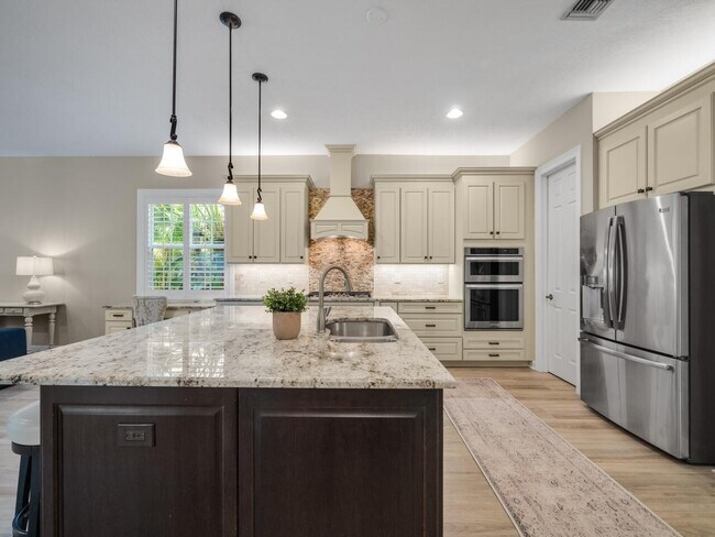 Building Photo - 932 Mill Creek Dr