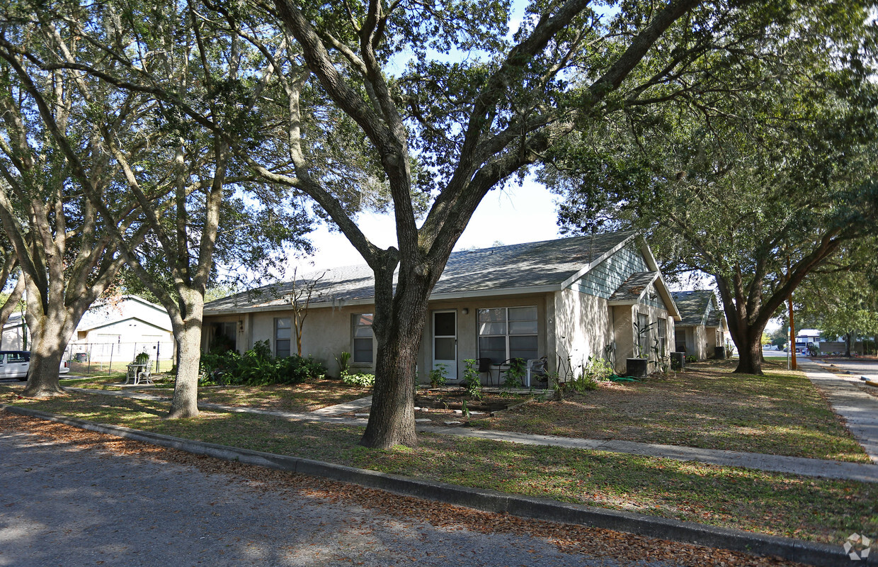 Building Photo - Park Place Apartments