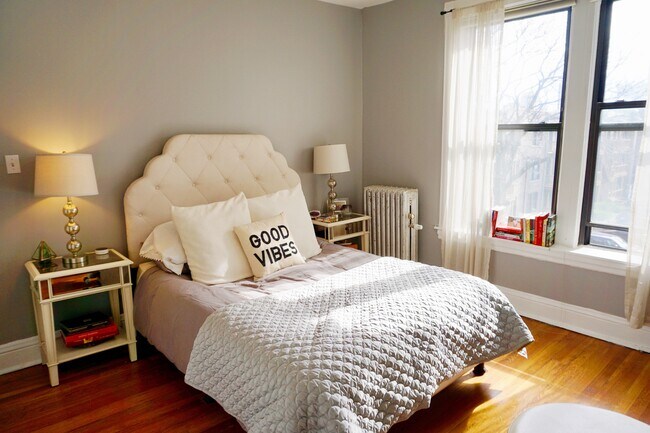 Foto del edificio - 2955 N Halsted St