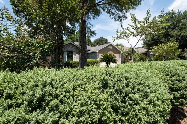 Building Photo - 7320 Muffin Dr