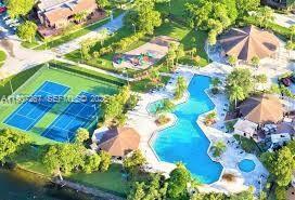 Foto del edificio - 6201 SW 116th Pl