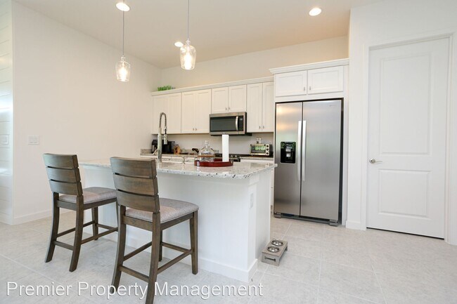 Building Photo - 3 br, 2 bath House - 14759 Kingfisher Loop